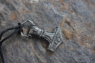 Thor amulet pendant in Pewter